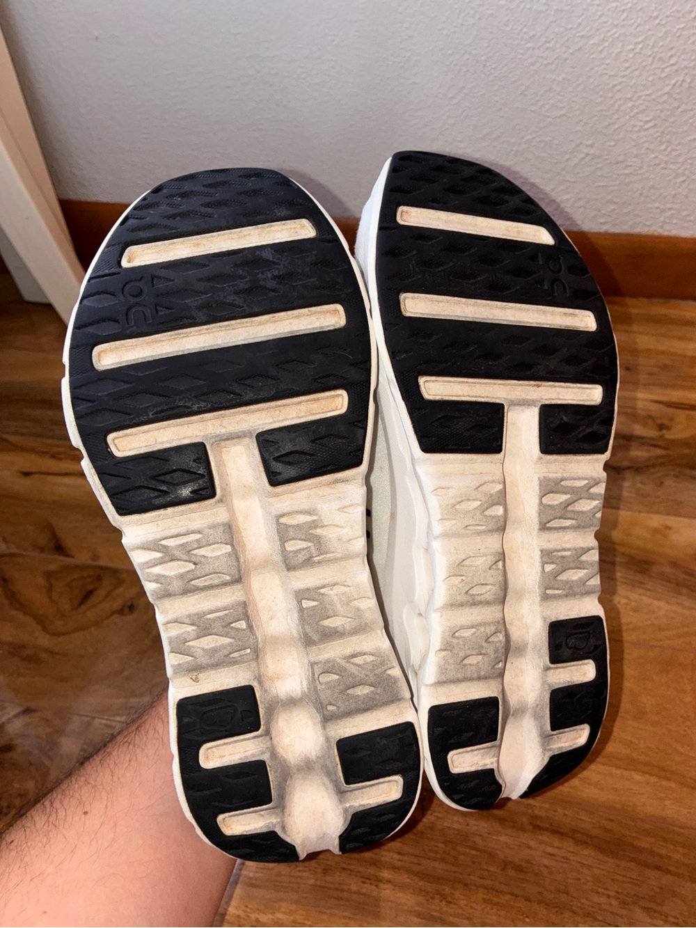 On Cloud Women’s Cloudtilt Athletic Running Sneaker Shoes, white/black- size 9 - Picture 7 of 10